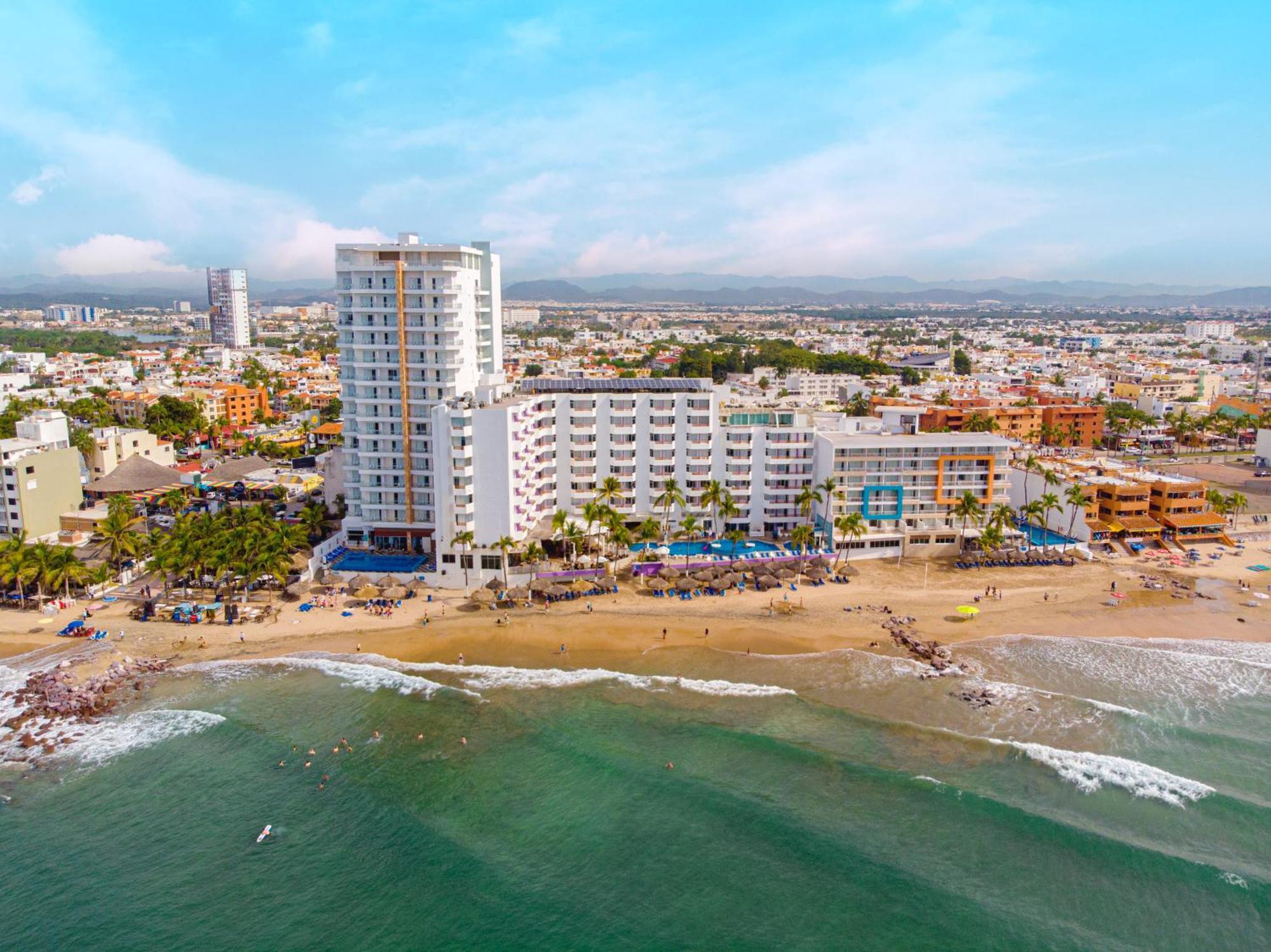 Pacific Palace Beach Tower Hotel Мазатлан Екстер'єр фото